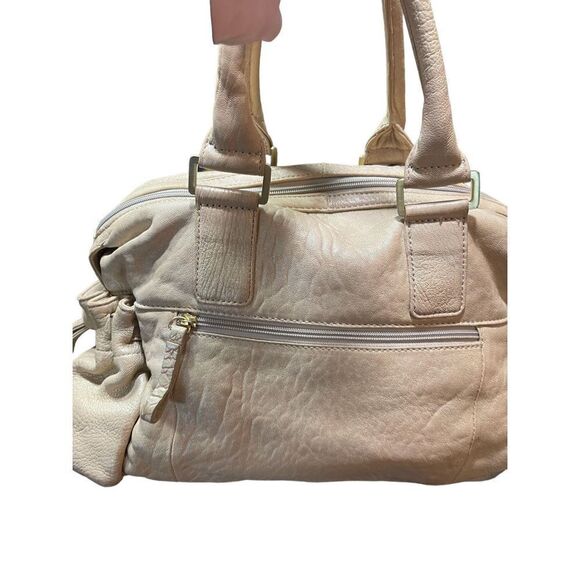 Adrienne Vittadini shoulder purse gold lame - Picture 2 of 3